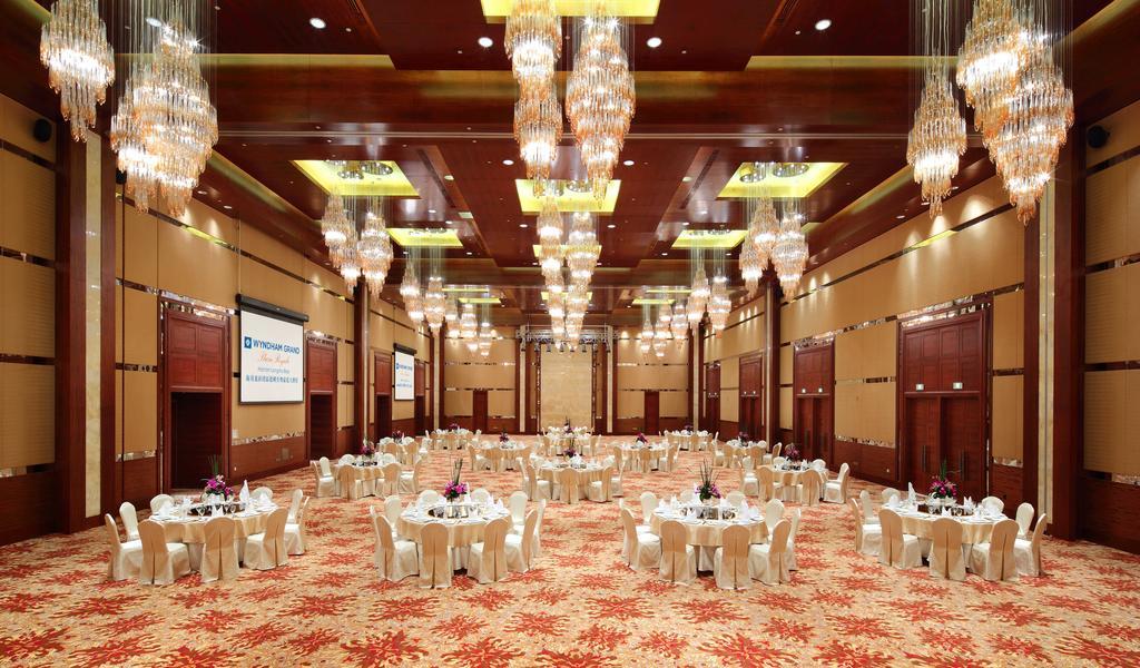 Wyndham Grand Plaza Royale Hainan Longmu Bay Ledong Bagian luar foto